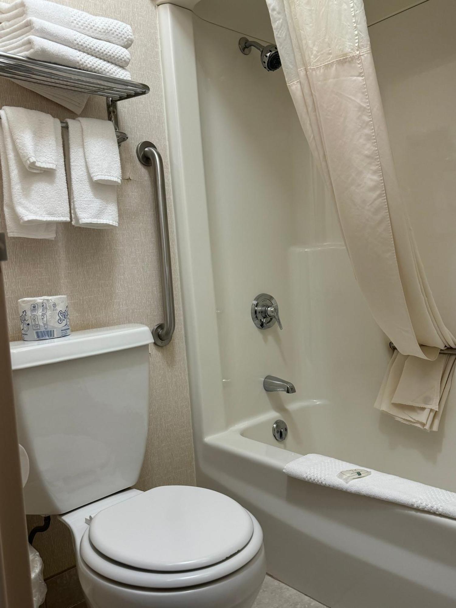 Quality Inn Spearfish I-90 Exterior photo