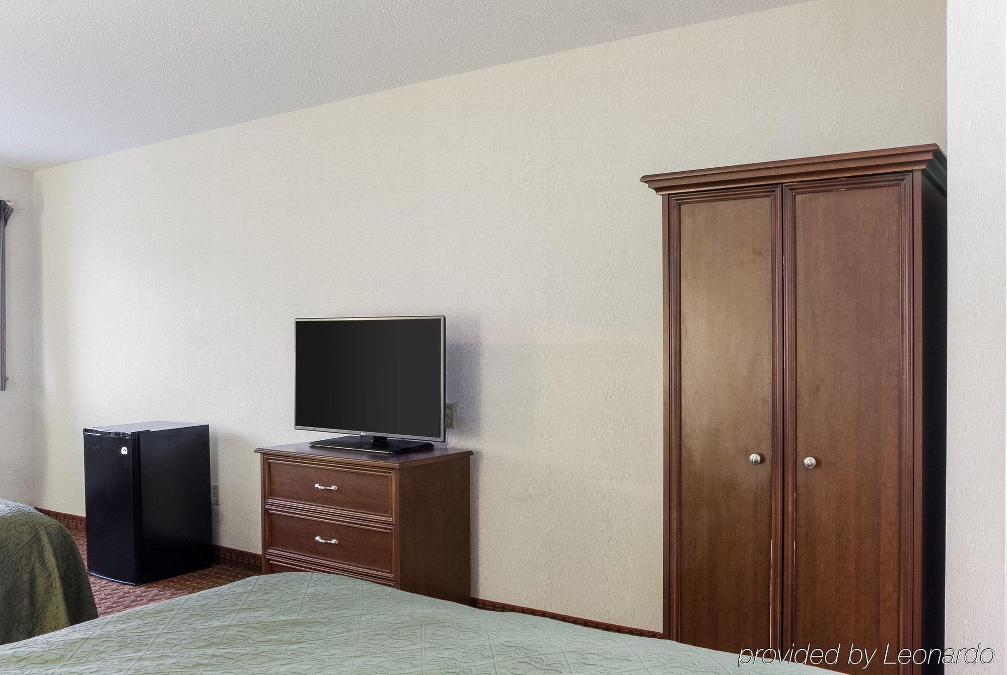 Quality Inn Spearfish I-90 Exterior photo
