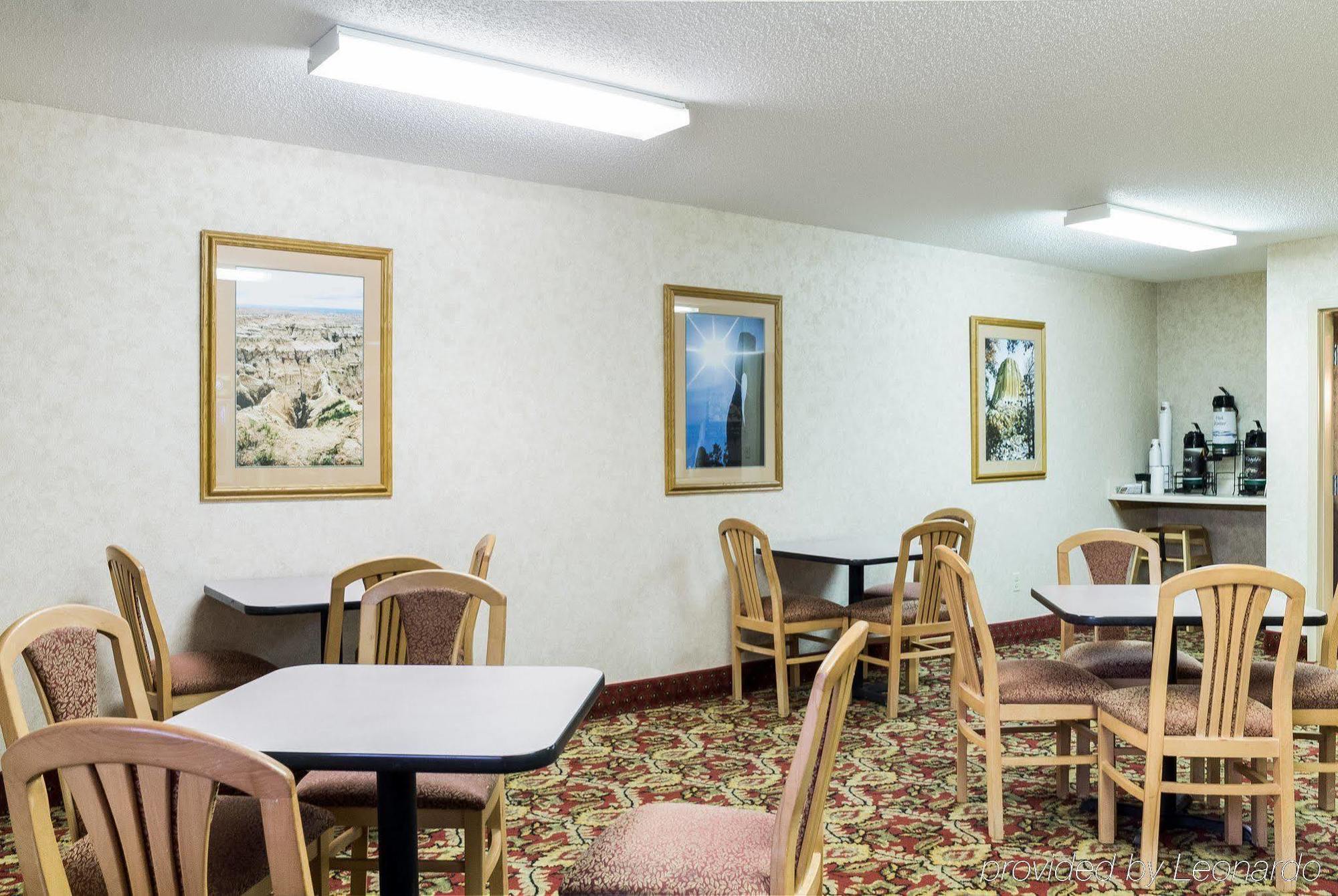 Quality Inn Spearfish I-90 Exterior photo